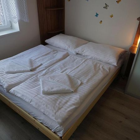 Apartman Mokra Luka 02 Trebon Leilighet Eksteriør bilde